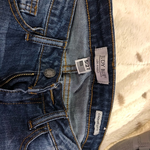 Judy Blue jeans - Picture 7 of 8
